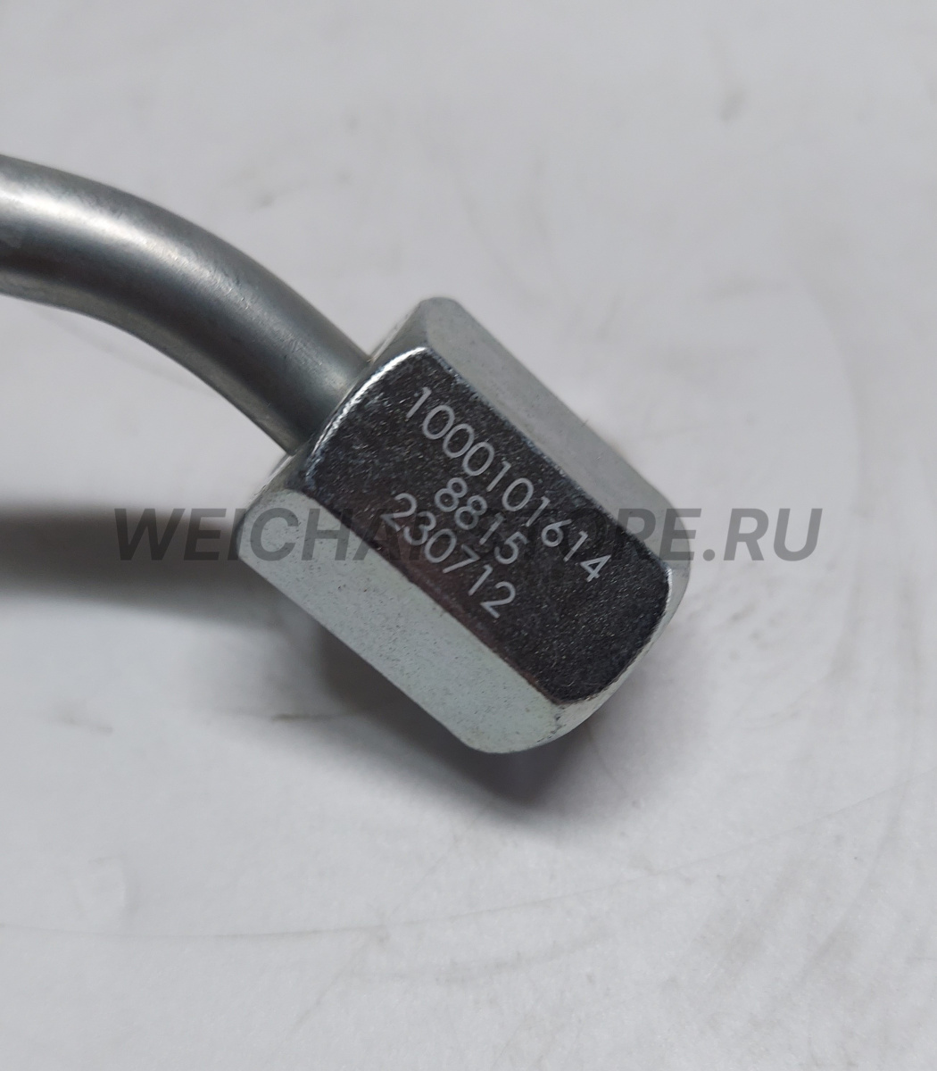 1000101614 Трубка топливная